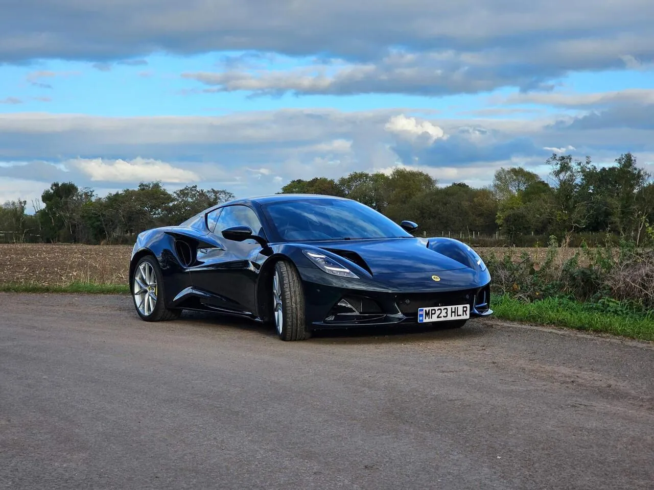 Lotus Emira 2023 photo 3
