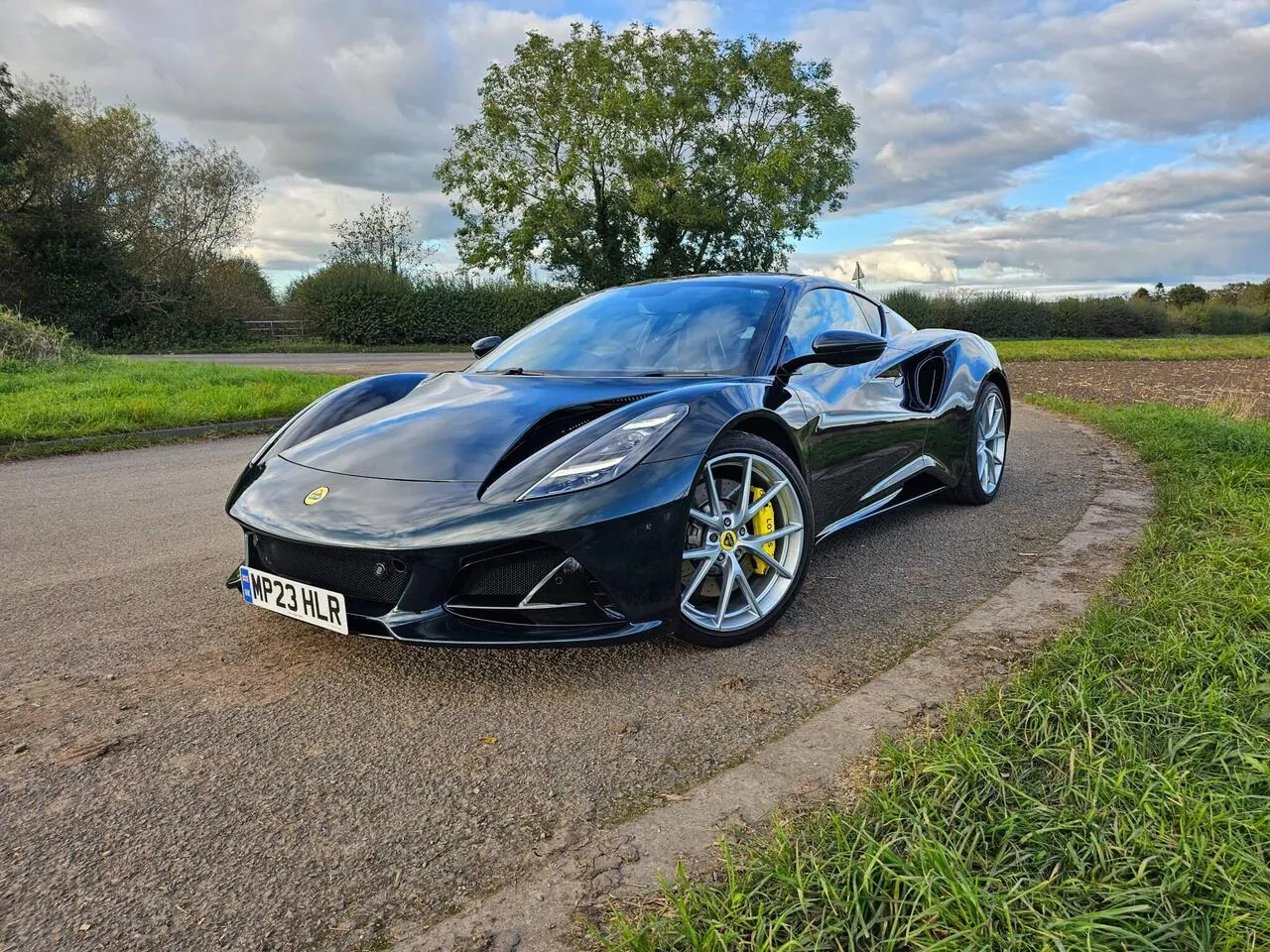 Lotus Emira