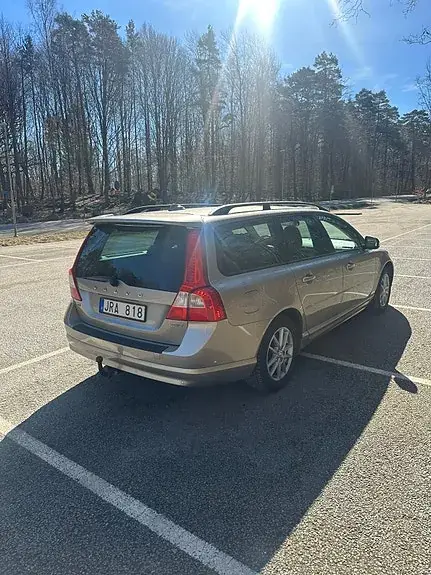 Volvo V70 2009 photo 4