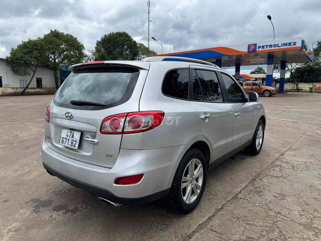 Hyundai Santa Fe 2009 photo 3