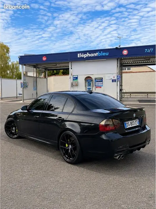 BMW 3 Series 2008 photo 2
