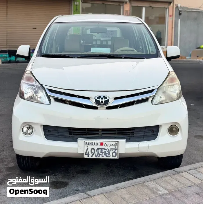 Toyota Avanza 2015 photo 2