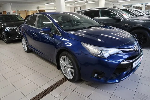 Toyota Avensis 2017 photo 5