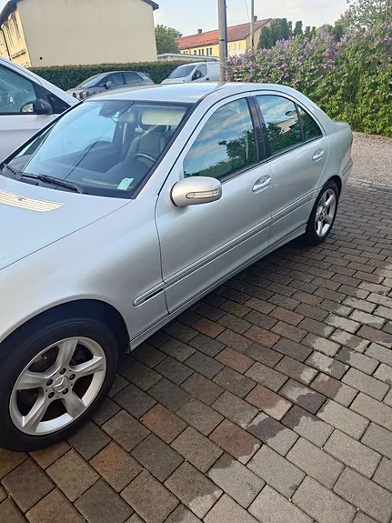 Mercedes-Benz C200 2006 photo 5
