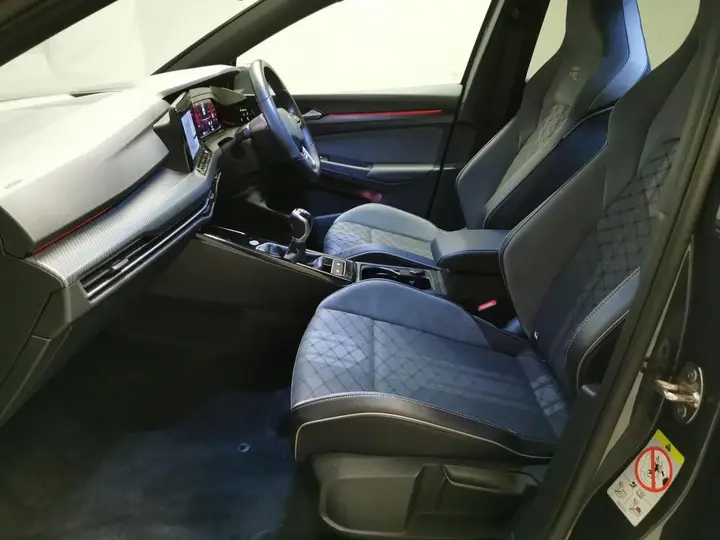 Volkswagen Golf 2023 photo 4