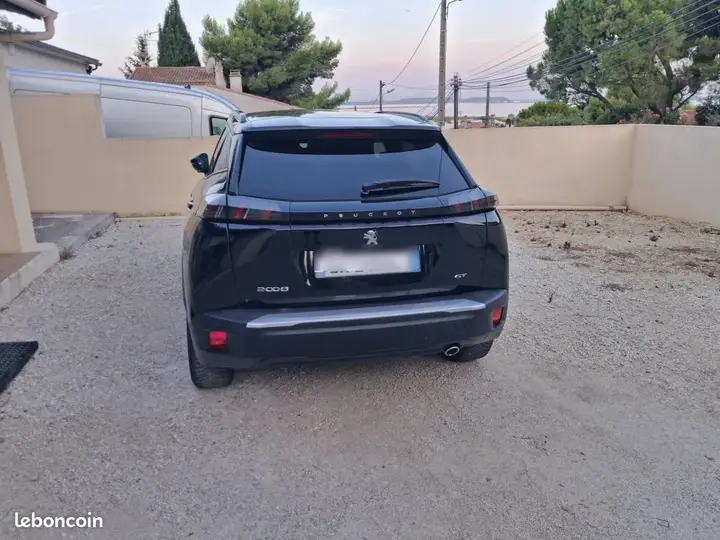 Peugeot 2008 2023 photo 2