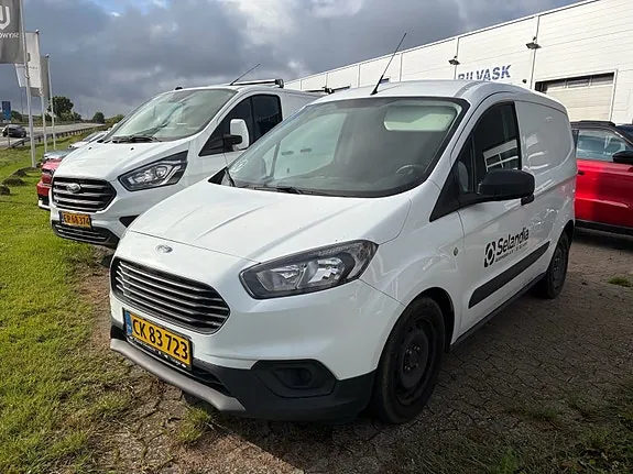 Ford Transit Courier 2019 photo 2