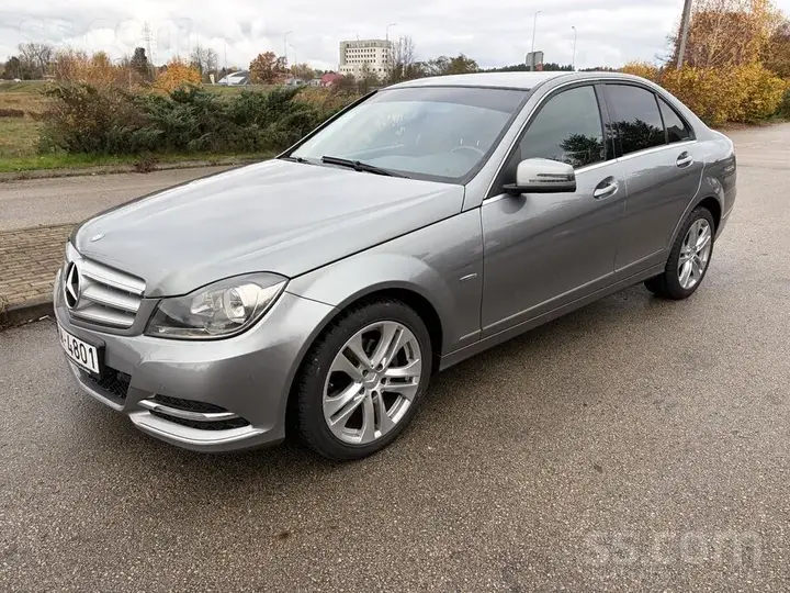 Mercedes-Benz C180 2011 photo 5