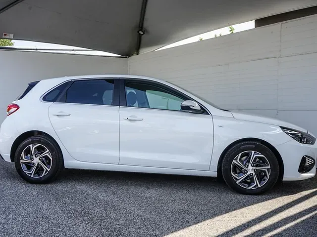 Hyundai I30 2023 photo 3