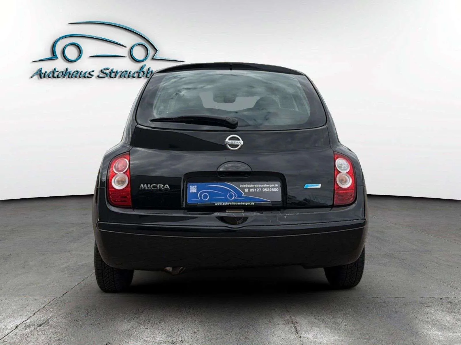 Nissan Micra 2010 photo 4