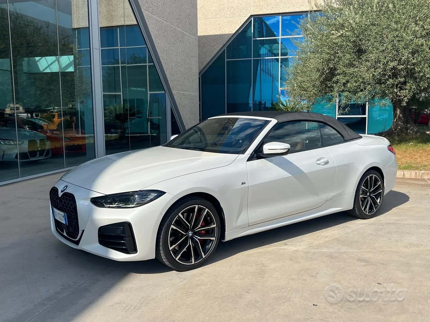 BMW M440I