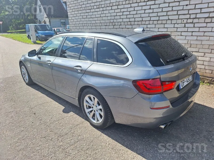 BMW 530 2011 photo 4