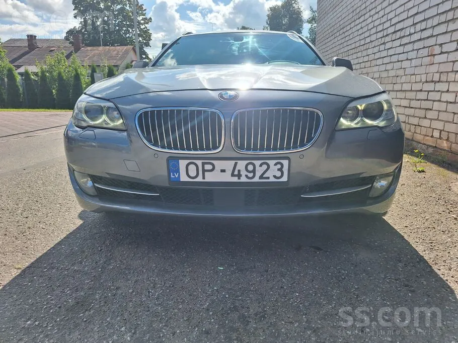 BMW 530 2011 photo 5