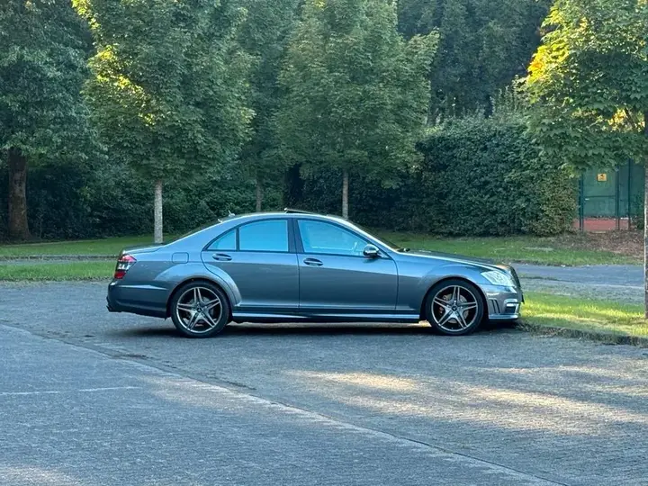Mercedes-Benz S 500