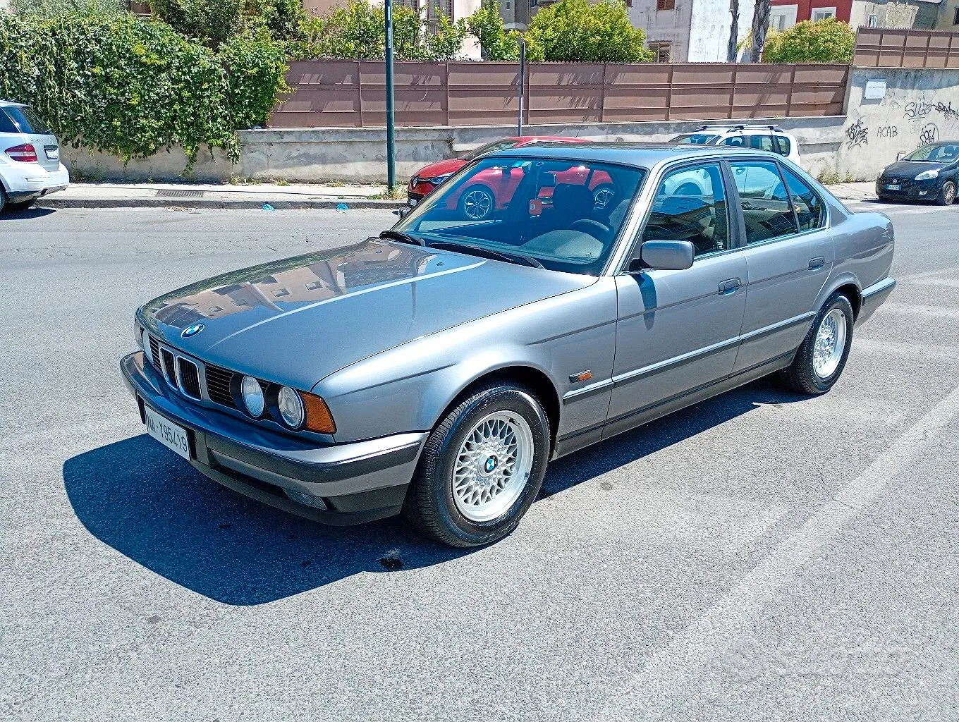 BMW 520I