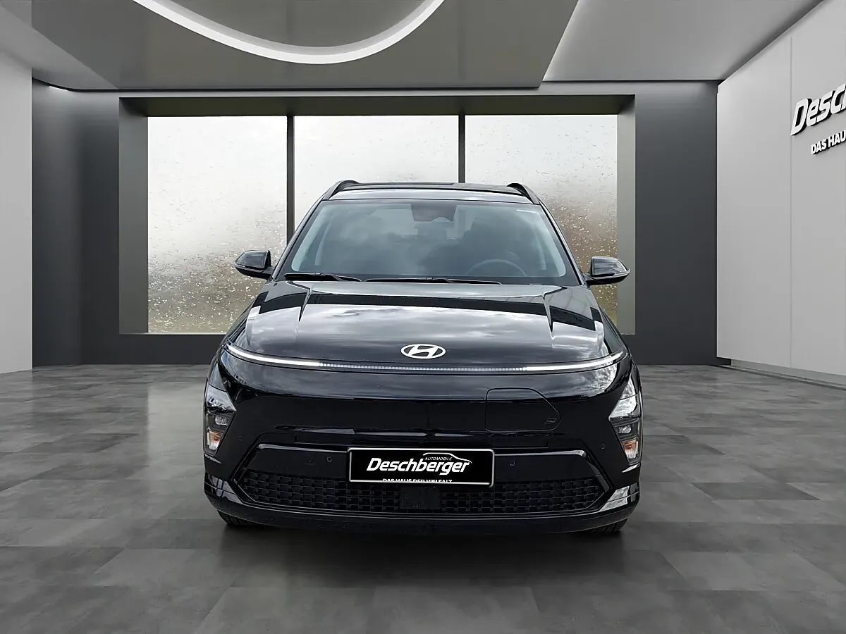 Hyundai Kona photo 3