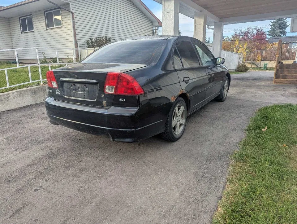 Honda Civic 2004 photo 4
