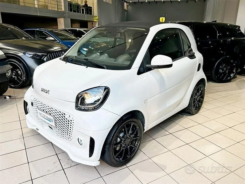 Smart Fortwo 2021 photo 3