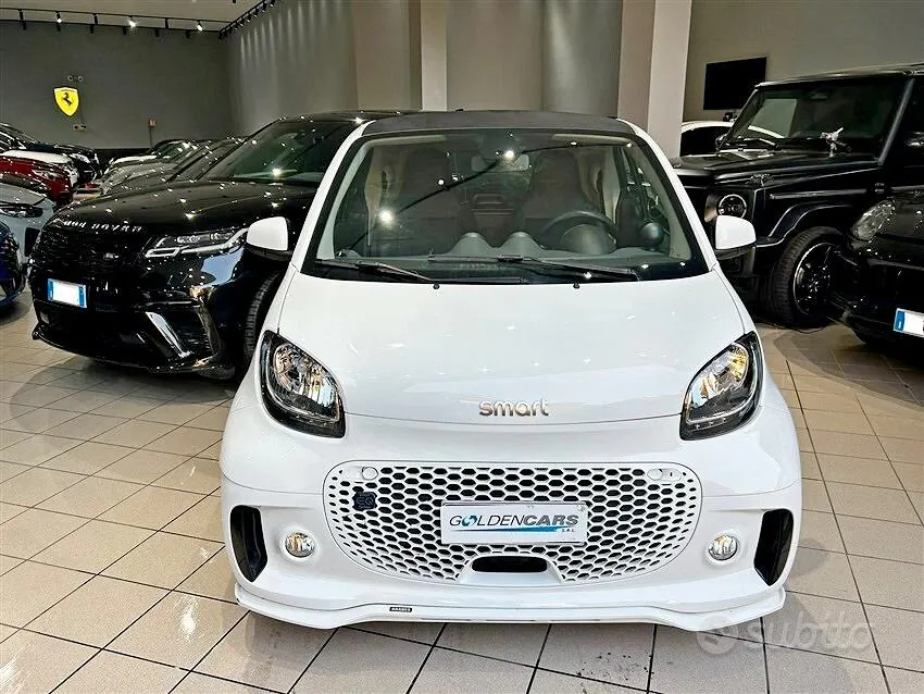 Smart Fortwo 2021 photo 2