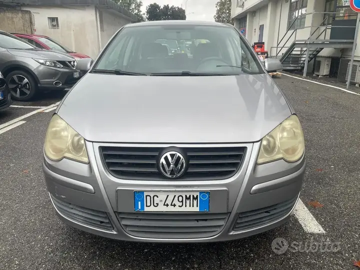 Volkswagen Polo 2007 photo 2