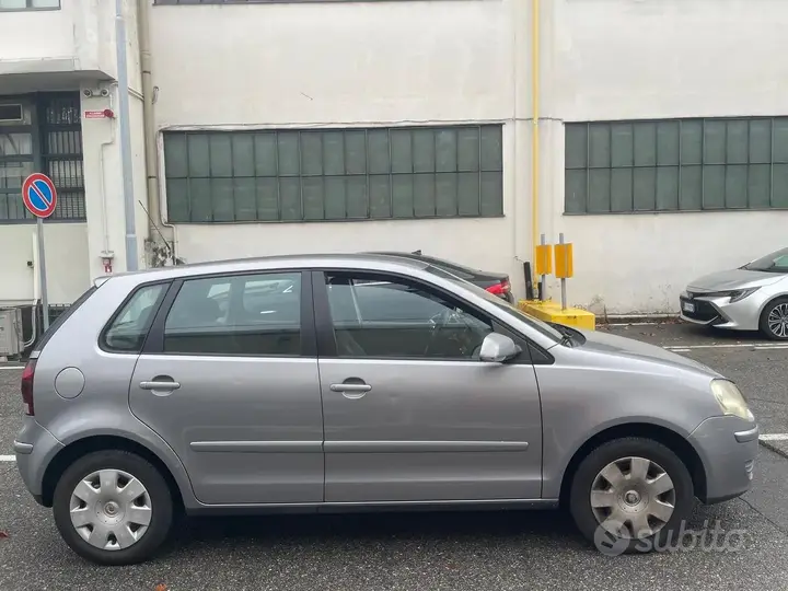 Volkswagen Polo 2007 photo 5
