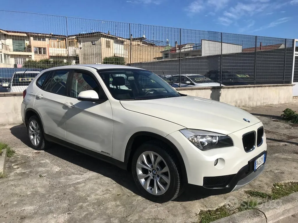 BMW X1 2012 photo 2