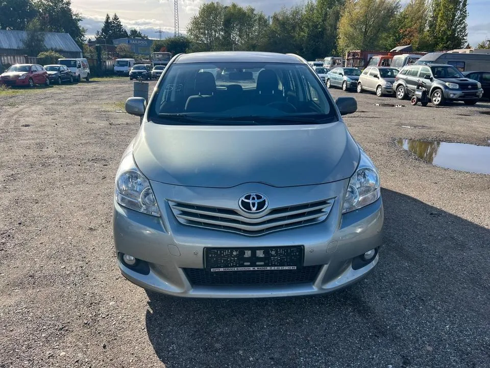 Toyota Verso