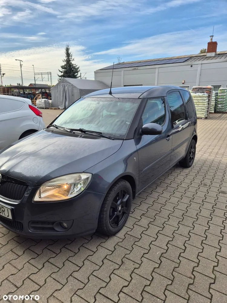 Skoda Roomster 2007 photo 2