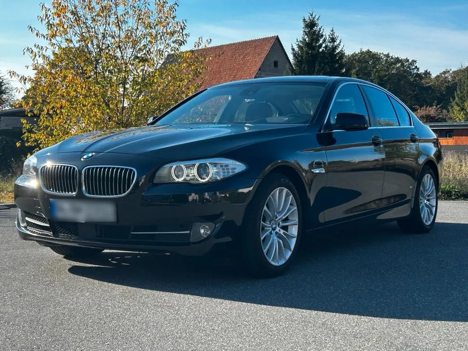 BMW 523I F10