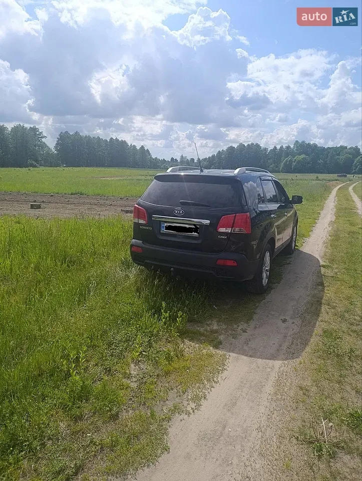 Kia Sorento 2011 photo 4
