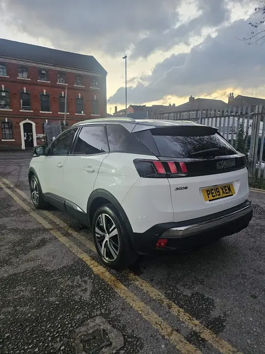 Peugeot 3008 2019 photo 4