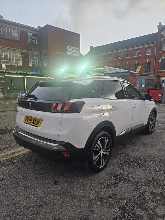 Peugeot 3008 2019 photo 5