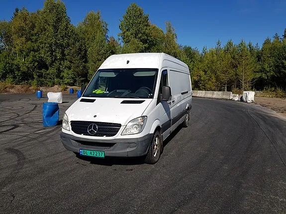 Mercedes-Benz Sprinter 2006 photo 2
