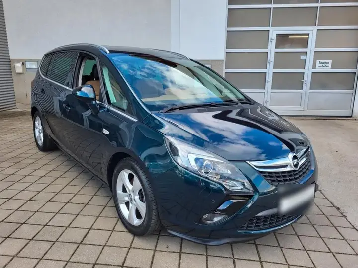 Opel Zafira Tourer