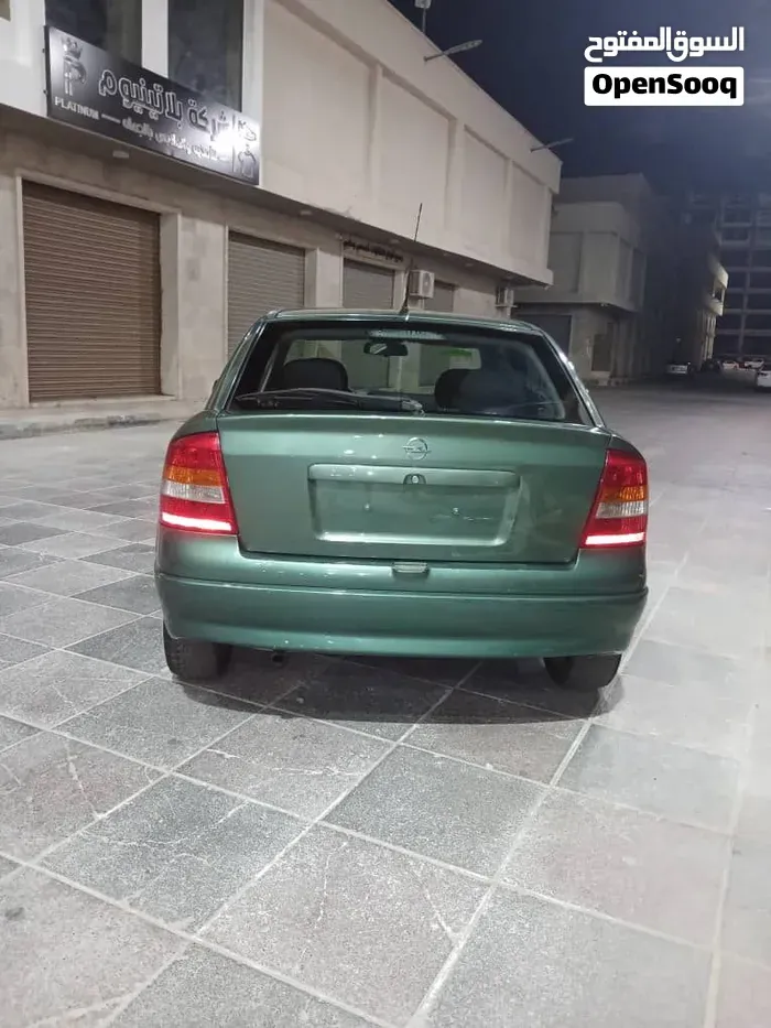 Opel Astra 2000 photo 4