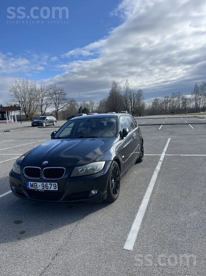 BMW 320