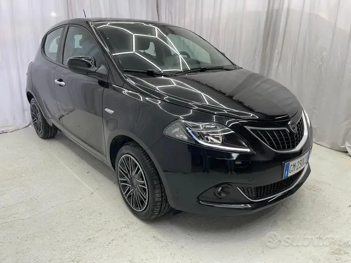 Lancia Ypsilon 2022 photo 3