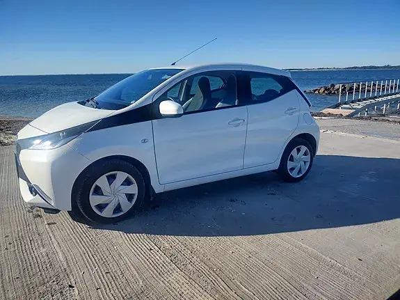Toyota Aygo 2014 photo 4