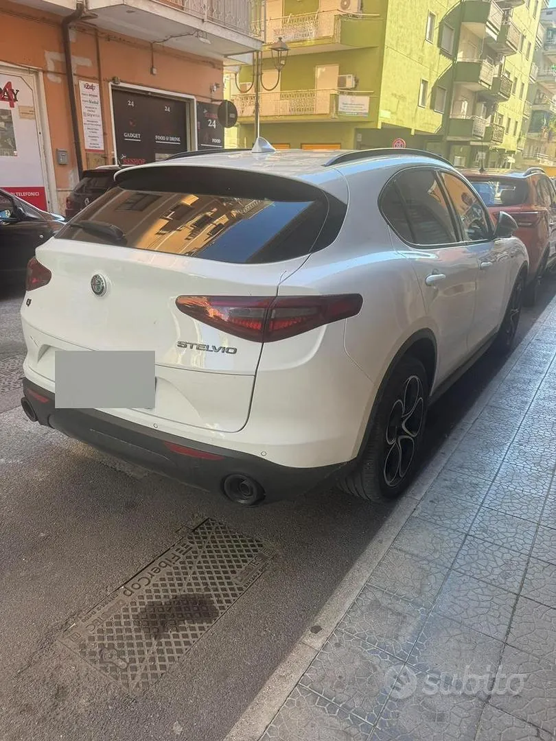 Alfa Romeo Stelvio 2019 photo 2