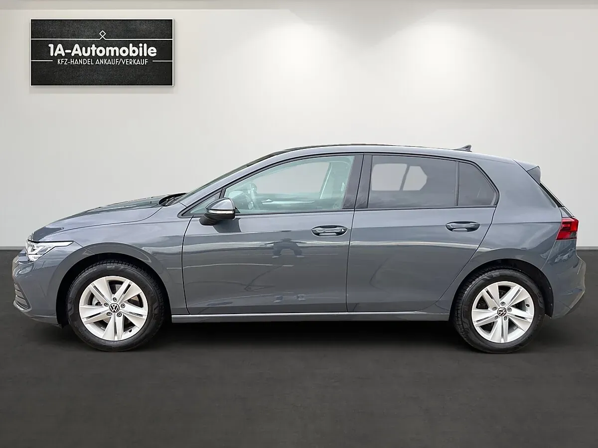 Volkswagen Golf 2022 photo 2