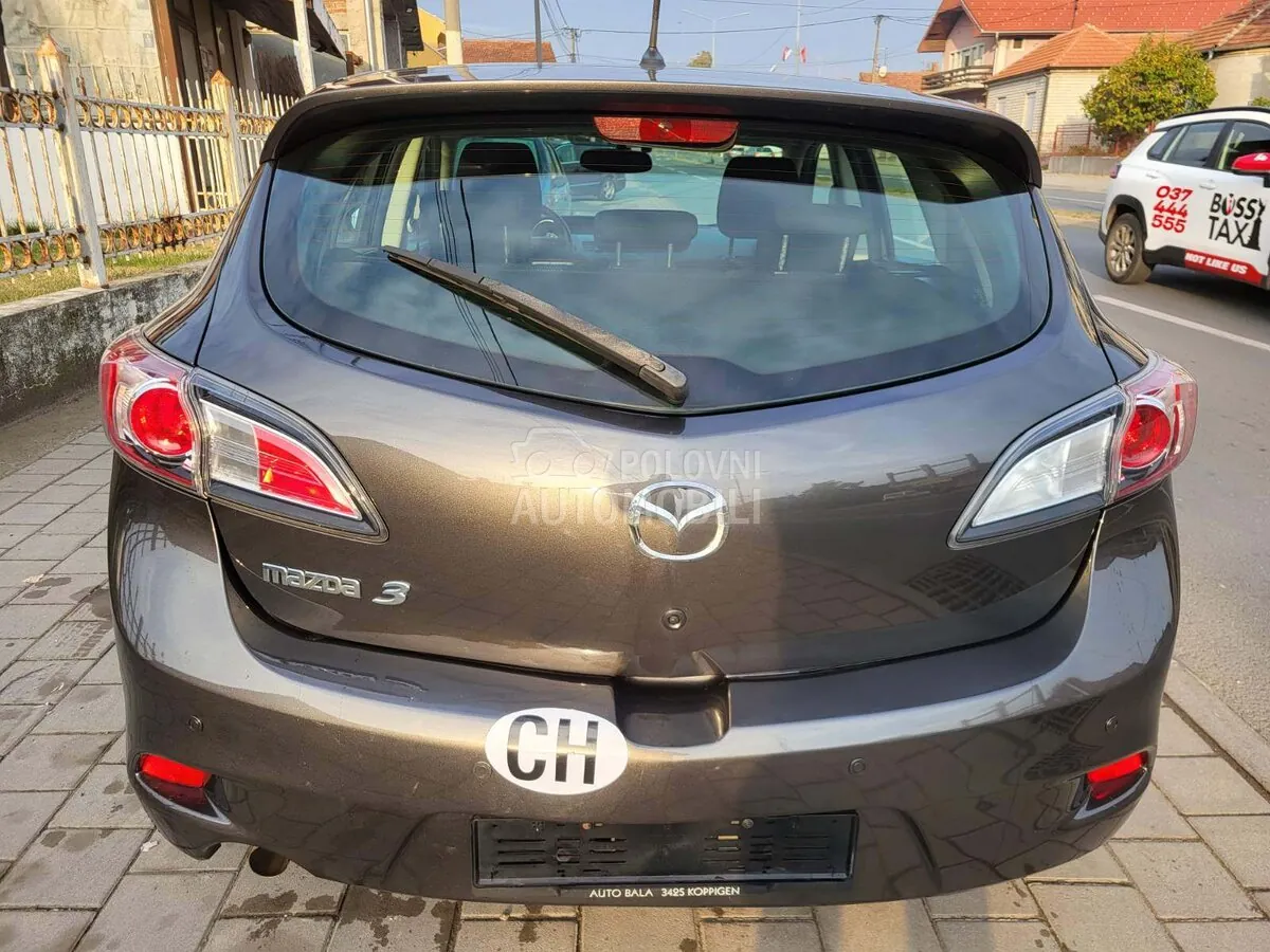 Mazda 3 2013 photo 5