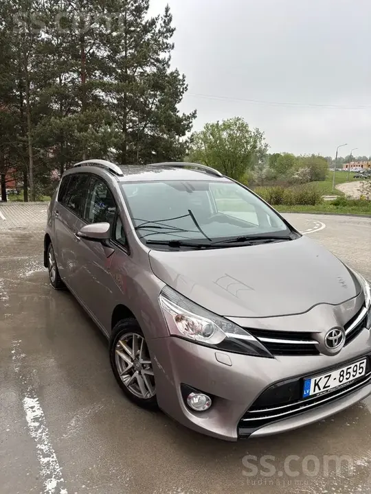 Toyota Verso