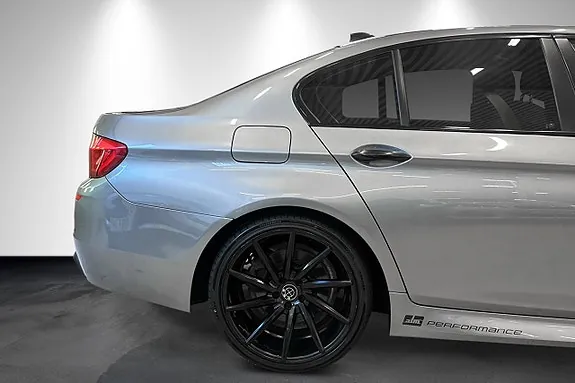 BMW 520D 2012 photo 4