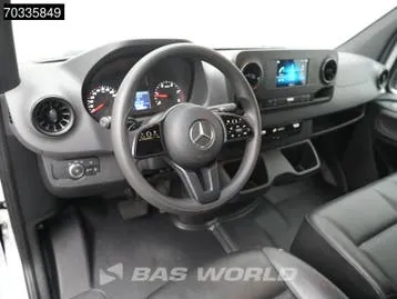 Mercedes-Benz Sprinter 2023 photo 3
