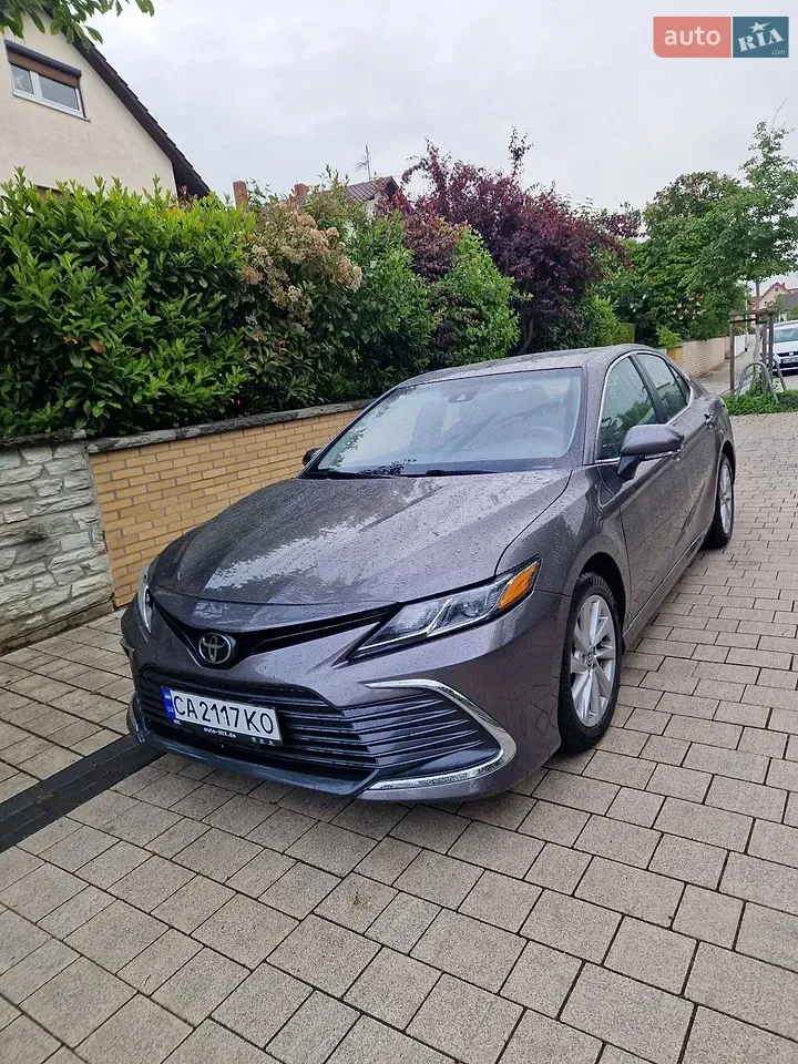 Toyota Camry 2022 photo 3