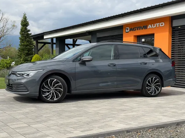 Volkswagen Golf Variant 2023 photo 2