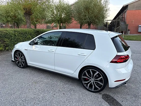 Volkswagen Golf Vii