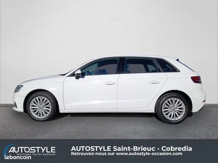 Audi A3 2018 photo 2