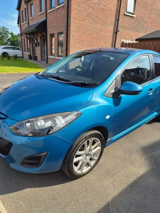 Mazda Mazda2