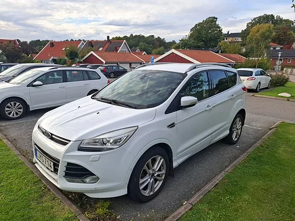 Ford Kuga 2016 photo 2